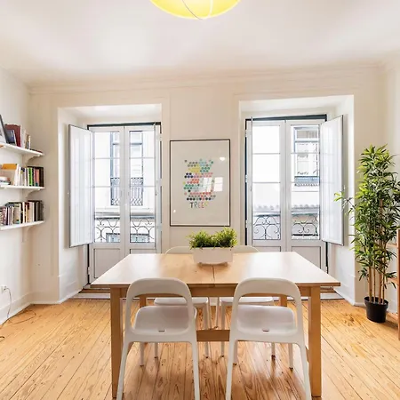 Diario De Noticias By Hill Апартаменты