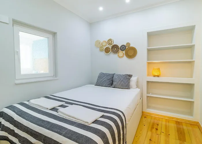 Apartman Diario De Noticias By Hill Lisboa