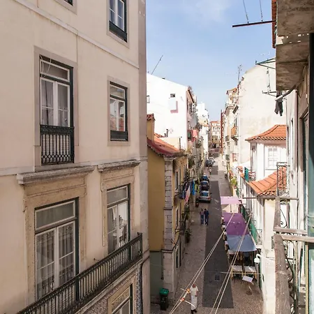 Diario De Noticias By Central Hill Apartments Apartment
