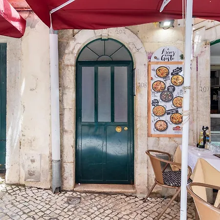 Diario De Noticias By Central Hill Apartments Lissabon